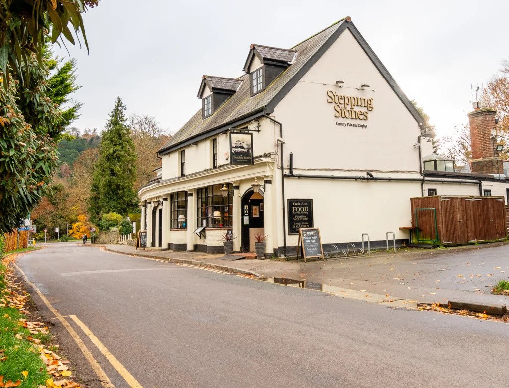 Stepping Stones Pub